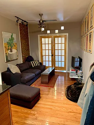 Rented by The MJS Group NY LLC | media 23