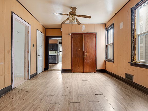 5th image of 7339 S Kimbark Ave