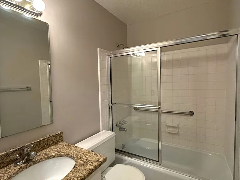 906 McLaughlin Dr — Photo 19
