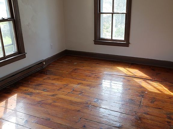 5th image of 524 Carlisle St #2