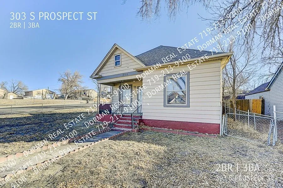 Historic Charm with Mountain Views & Spacious Living Near Downtown! — Photo 3