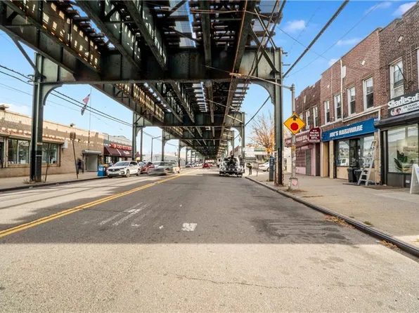 91-08 Liberty Avenue image 3 of 13