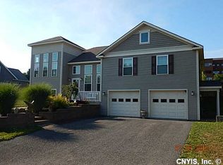 5 Lynian Way, Oswego, NY 13126