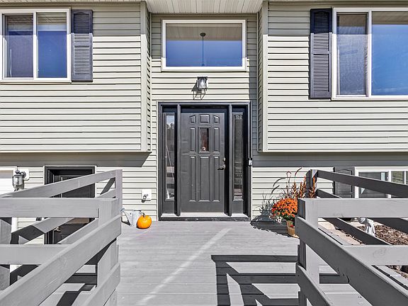 5th image of 204 Thomas Rd