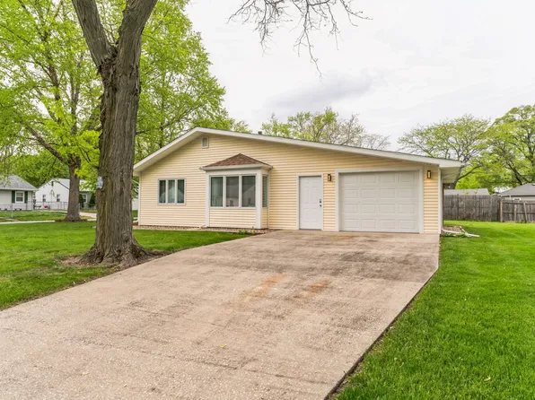 700 Juniper Dr, Rantoul, IL 61866