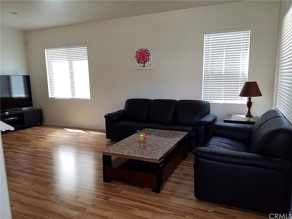 5th image of 26055 Paxton Pl