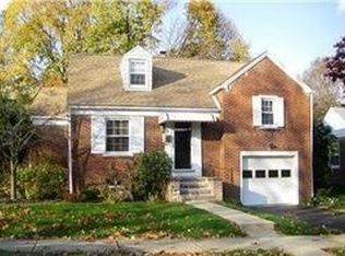 609 Meade Ter, Shillington, PA 19607