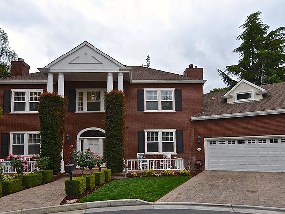 2nd image of 1010 Laura Ville Ln