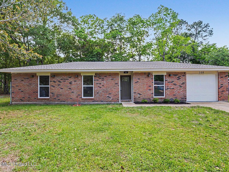 1st image of 108 Vicksburg Pl