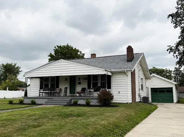 724 Carolyn Rd, Washington Court House, OH 43160