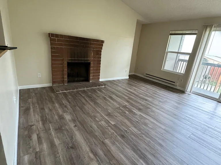 4103 Center St #D — Photo 3