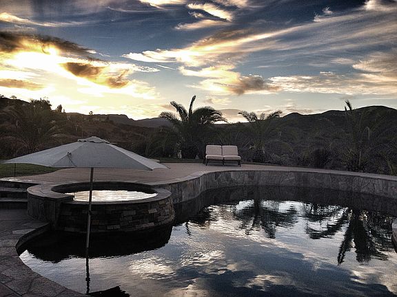 Glorious sunrise views - perfect with a cup of coffee!