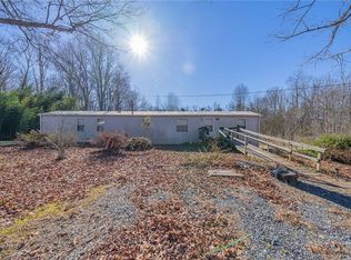 229 Emmanuel Church Rd, Asheboro, NC 27205