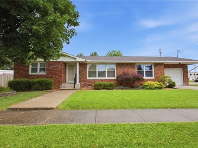 909 W Richland Ave, Effingham, IL, 62401