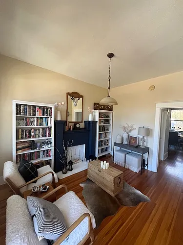 1440 Newton St Photo 1