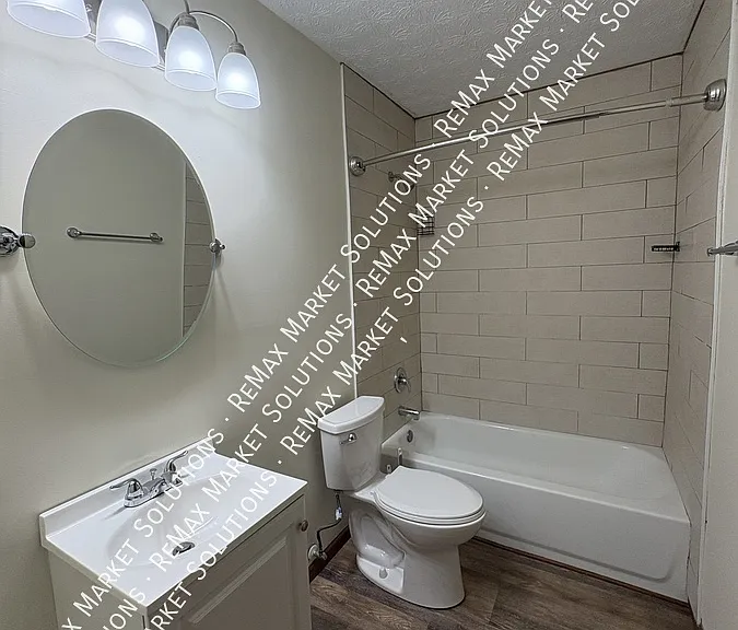 4314 S Main St — Photo 10