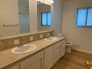 1700 Briarwood Dr. — Photo 4