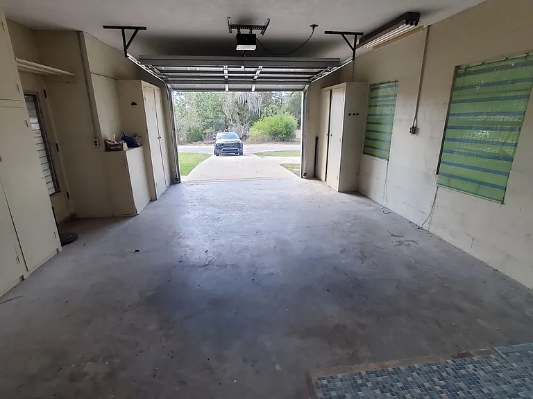 8503 SW 203rd Ct — Photo 3