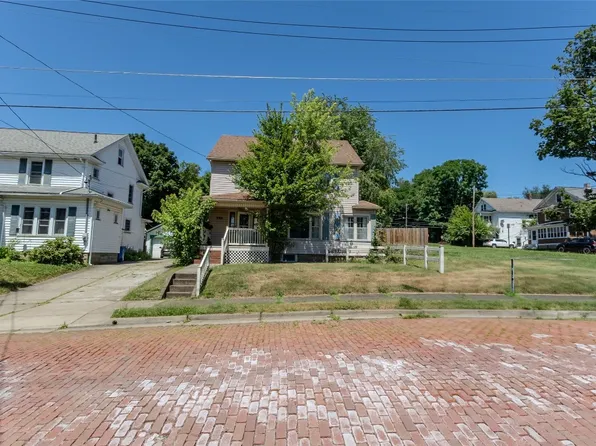 733 Davenport St, Meadville, PA 16335