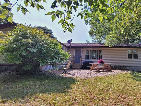 4th image of 466 S Dowling St