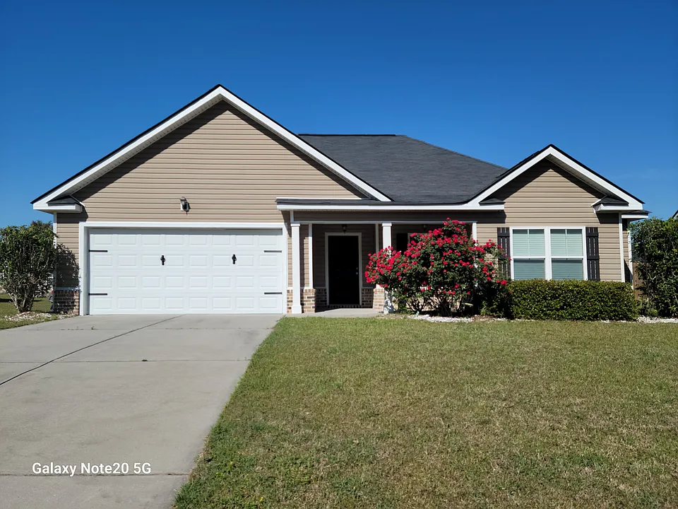 104 Clydesdale Ct