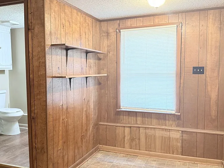 1002 Evins St — Photo 21
