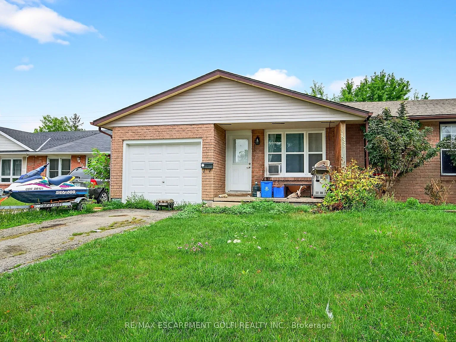 3 bed, $2,100 — Photo 1