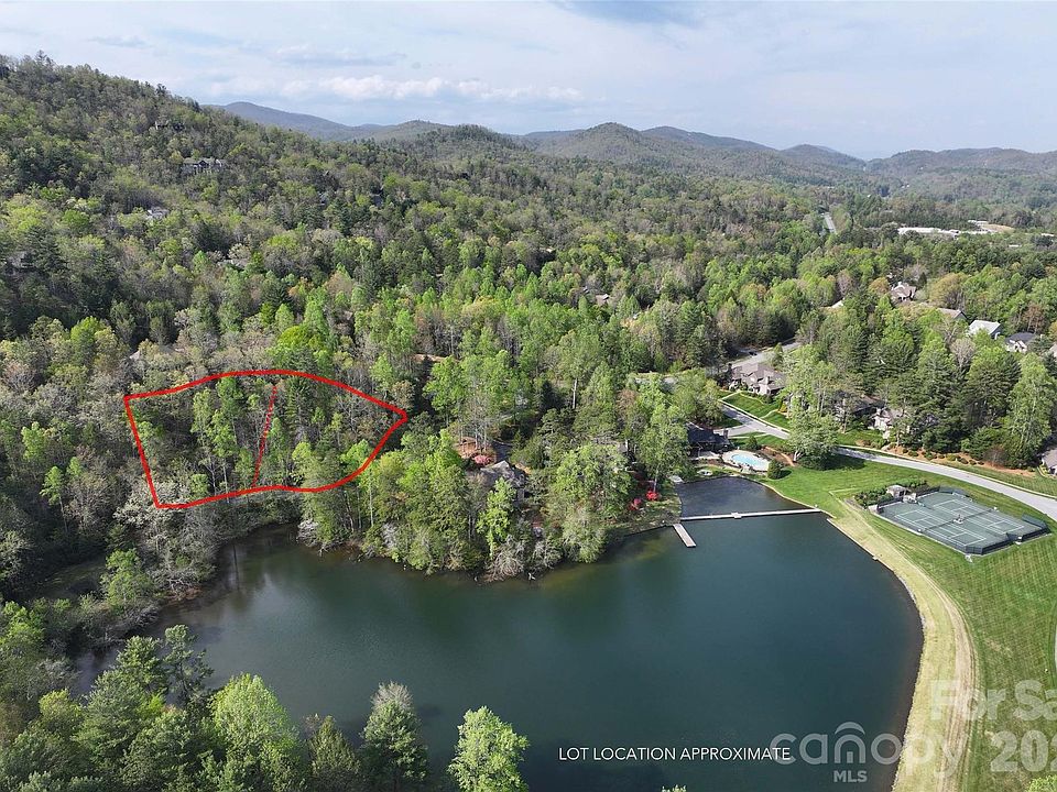 1st image of Trailside Ct