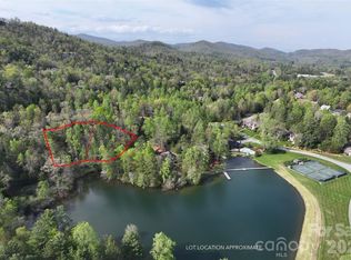 Trailside Ct, Brevard, NC 28712