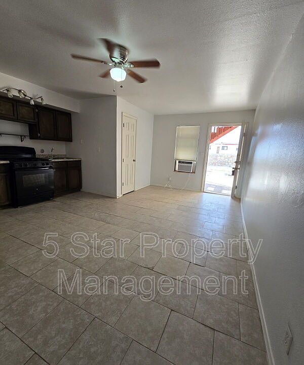 1st image of 1654 Exeter Dr #4