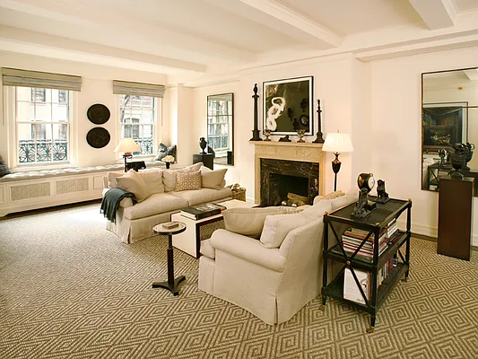 Sold by Sotheby's International Realty | media 22