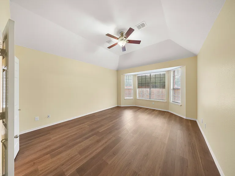 2808 Barksdale Dr — Photo 33