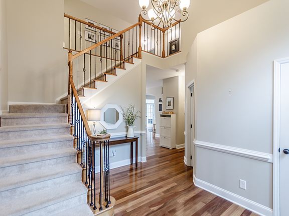 2nd image of 10406 Providence Arbours Dr