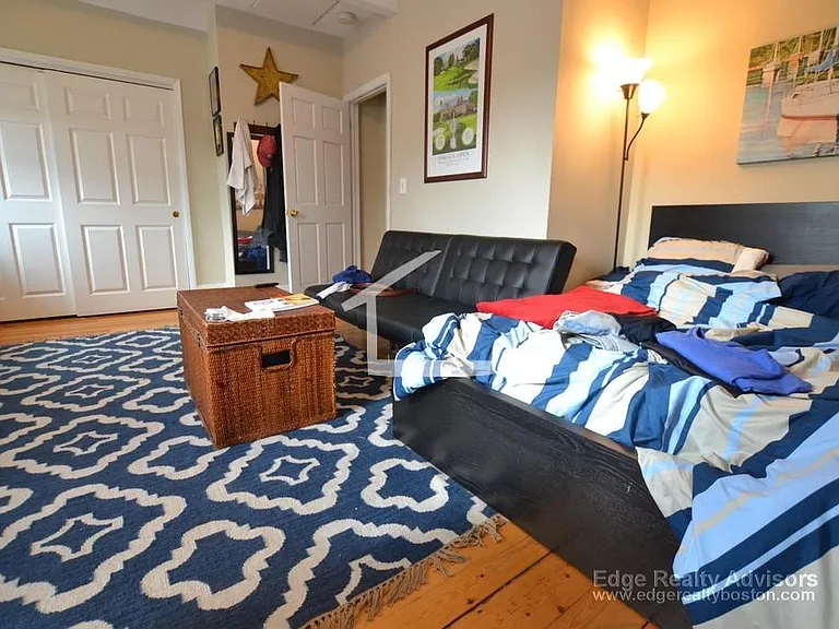 14 Pratt St — Photo 12