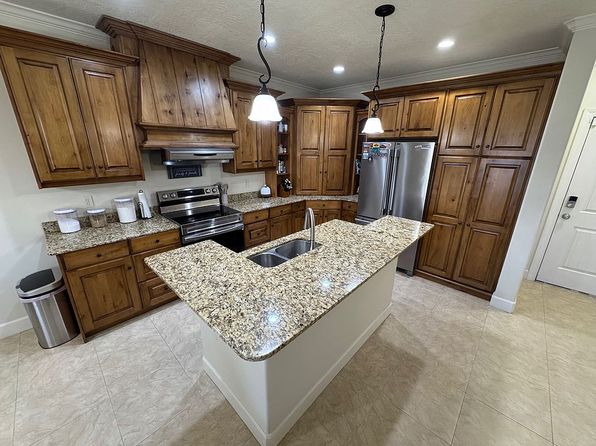 983 W 1055th St N #807