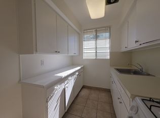 4458 Woodman Ave APT 10, Sherman Oaks, CA 91423