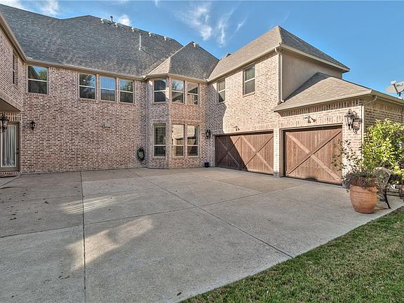 4th image of 1001 Stone Cottage Ln