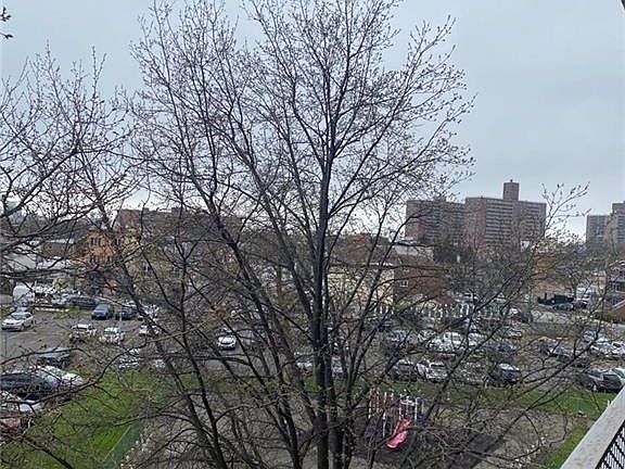 3rd image of 2475 W 16th St APT 4