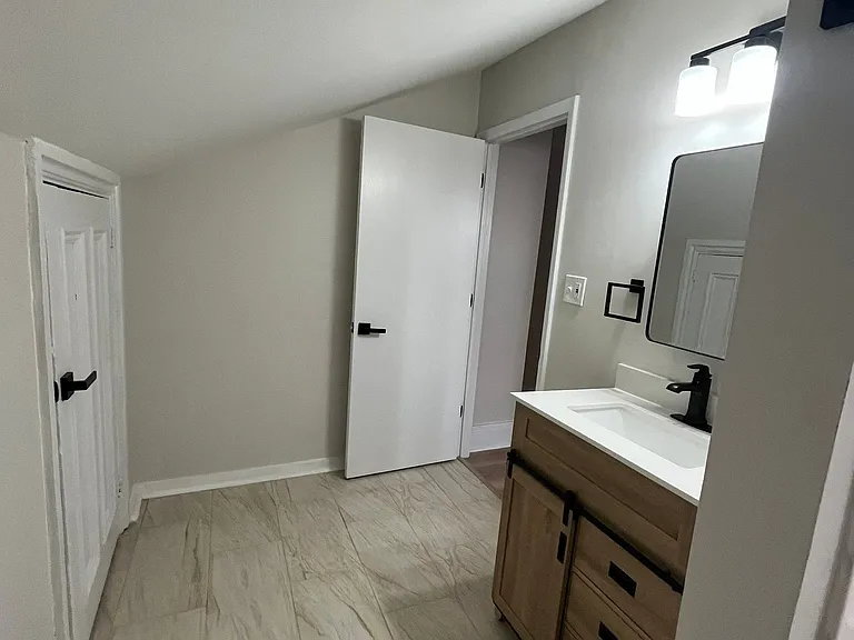1104 Sheffield St #3 — Photo 16