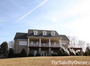 2443 Stockton Valley Rd, Loudon, TN 37774