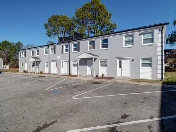 Arlington Village Townhomes, 2505 S Charles Blvd #2421-05, Greenville, NC 27858