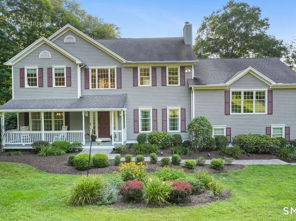 32 Pine Tree Hill Road, Newtown, CT 06470