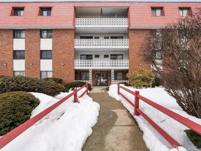 131 Pierce St APT 201, Malden, MA, 02148