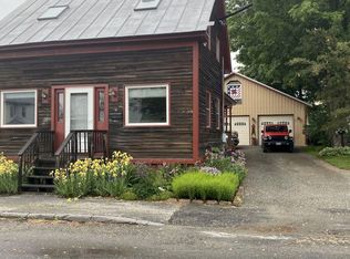 9 Lawton St, Skowhegan, ME 04976