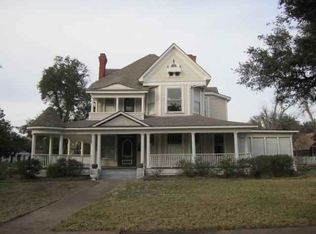 812 Pine Ave, Orange, TX 77630