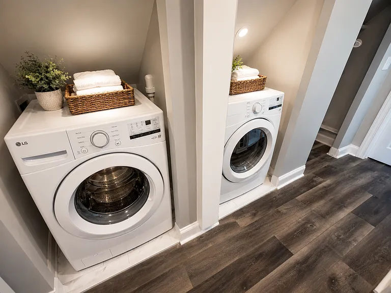 1721 N Artesian Ave #2 — Photo 5