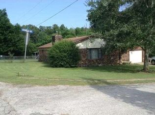 3301 S Dogwood St, Siloam Springs, AR 72761