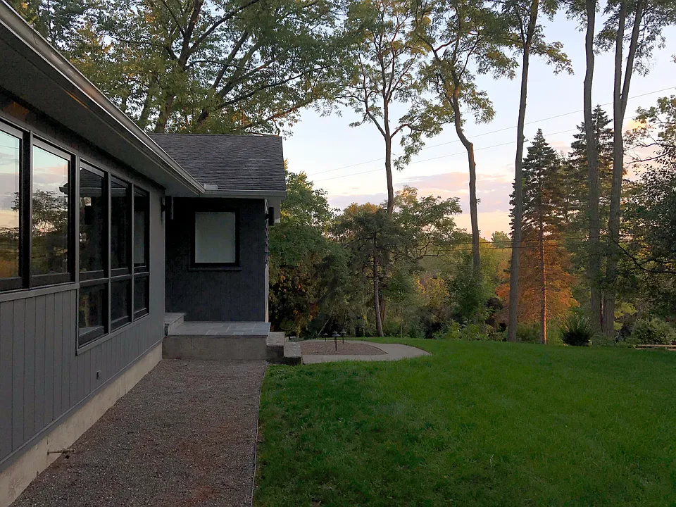 40 Green Acres Rd