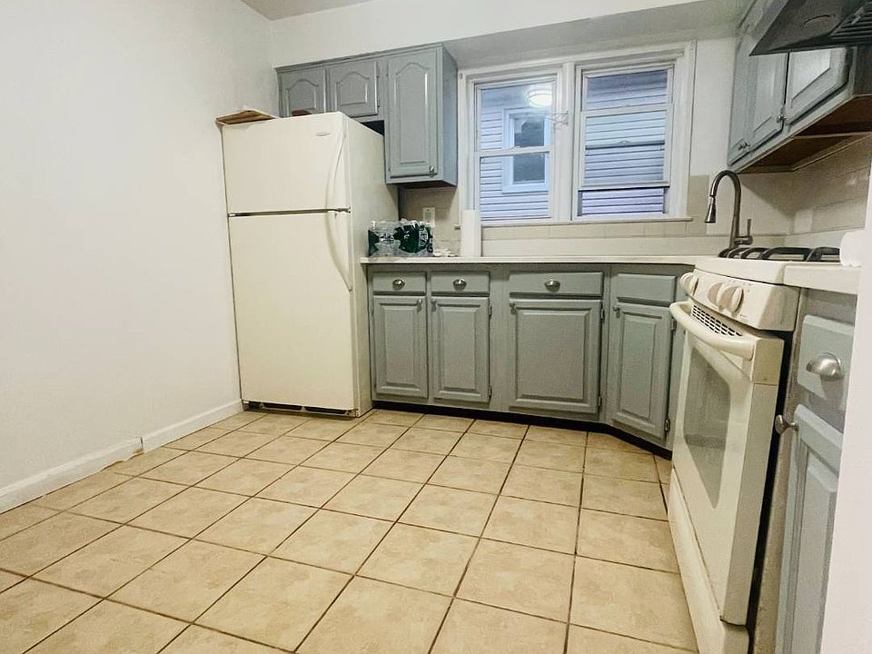1st image of 95-46 111th St Floor 2