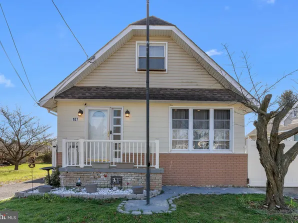 107 Cobblestone Ln, Westville, NJ 08093